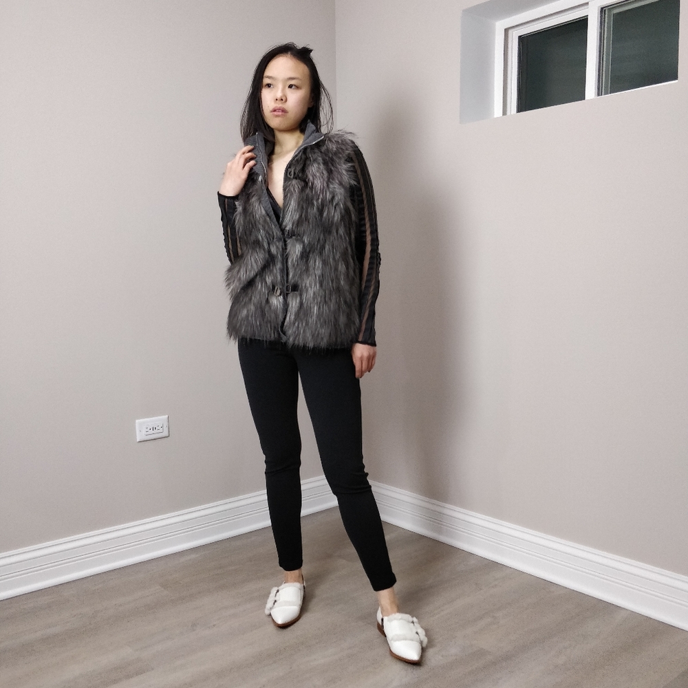 Calvin Klein Faux fur front knit back vest - Picture 3 of 12